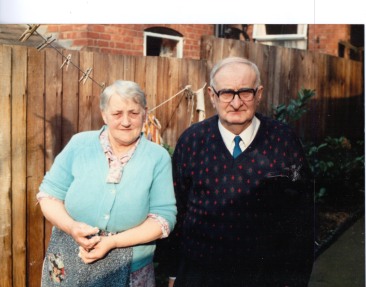 mum and dad pre 1996 001